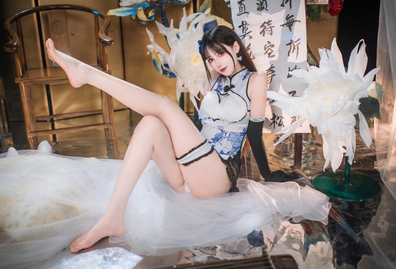 羽生三未 – 艳娘幻梦谭 瓶儿 青花瓷旗袍-让人受不了