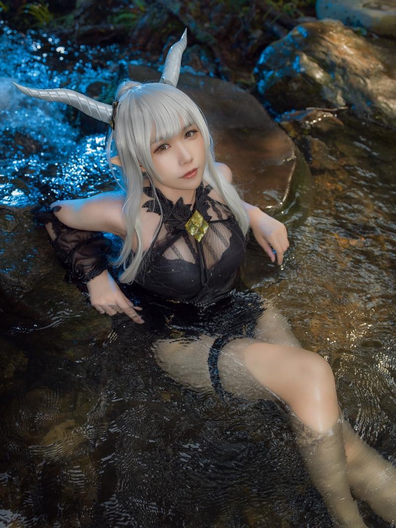 麻花酱 明日方舟 闪灵泳装【20P-254MB】-精美资源